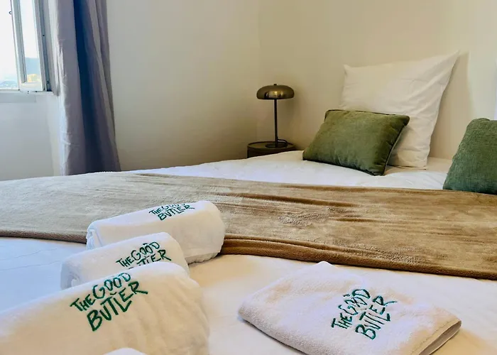 Laure - Luminous Cozy Sampiero - By Tgb